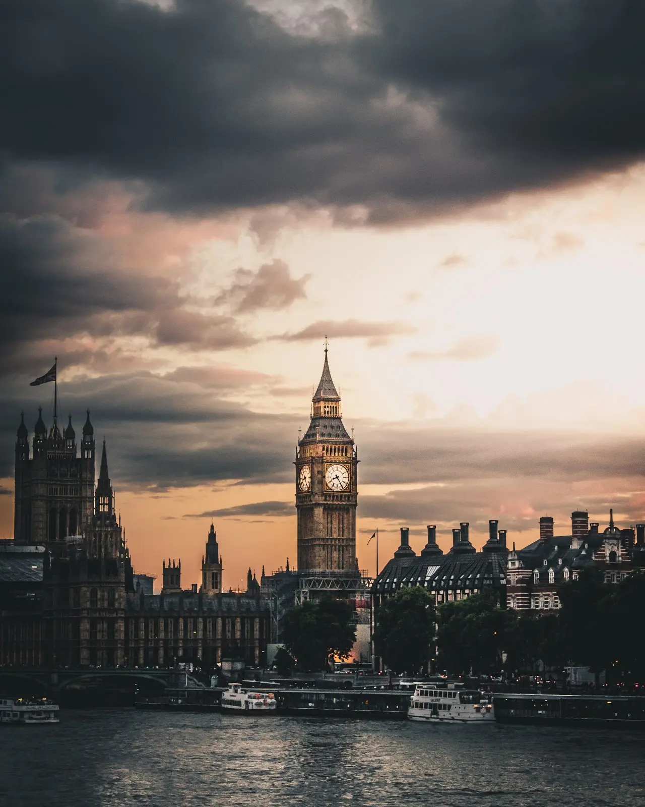 Big Ben Elizabeth Tower London
